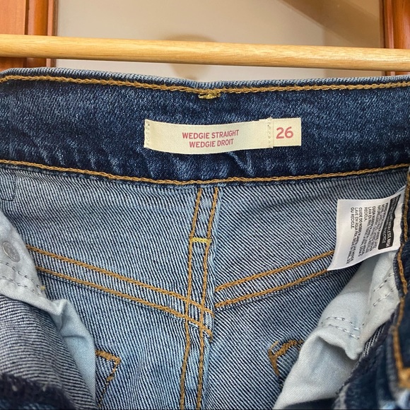 Levi’s Strait Wedgie-SOLD - Picture 4 of 6